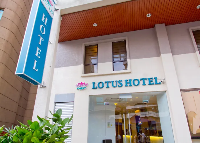 Lotus Hotel Masjid India